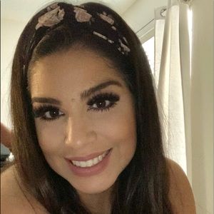 Meet your Posher, Ariana